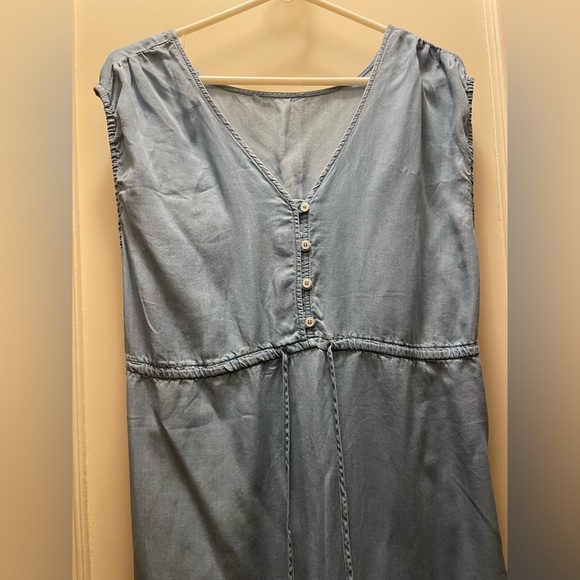 Summer dress - Picture 3 of 4